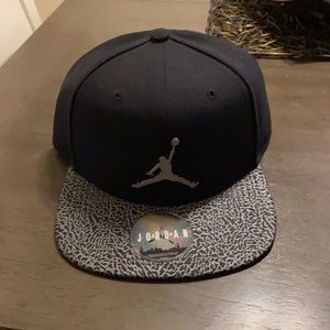 Men Jordan jump man rhino print brim hat ( adjustable )